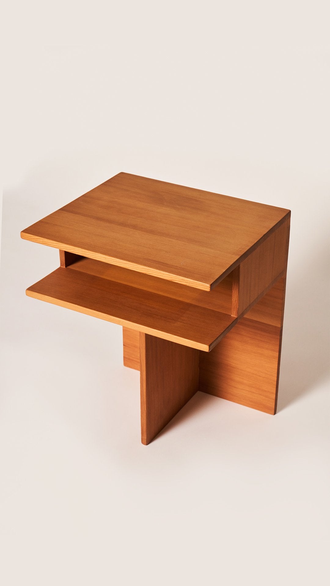 The Nest Tables